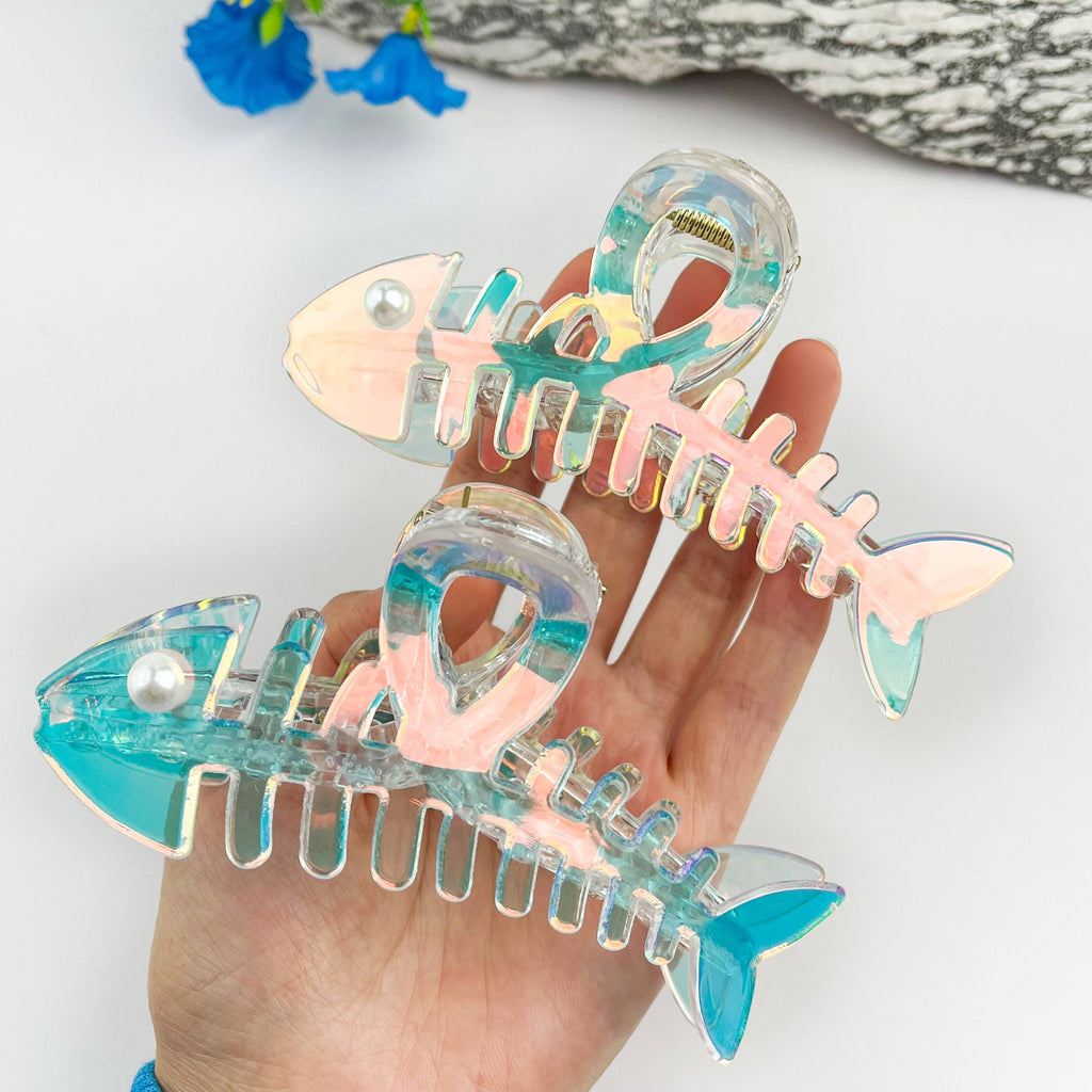Pearl Fishbone Hair Claw Clip