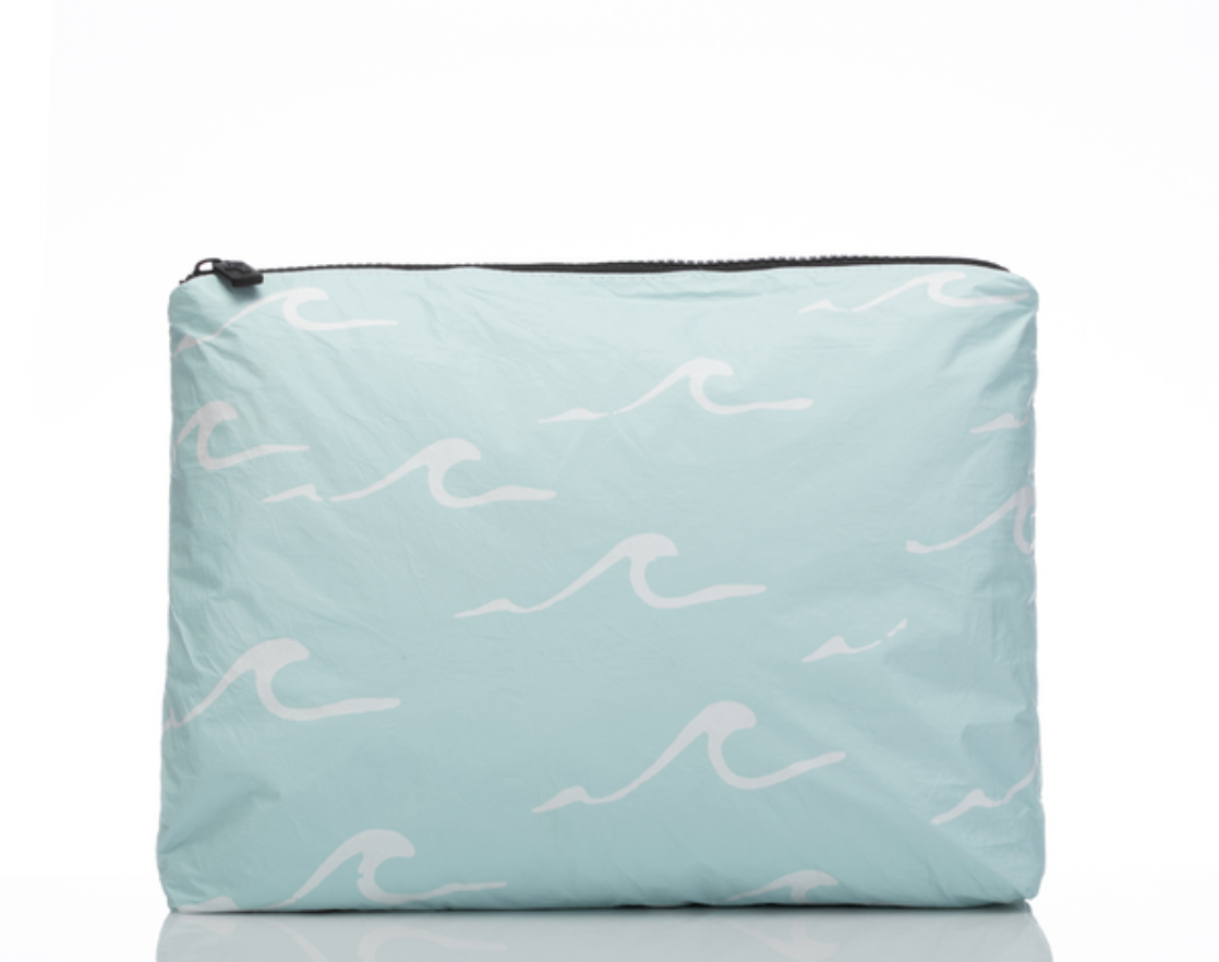 ALOHA Mid Pouch image 2